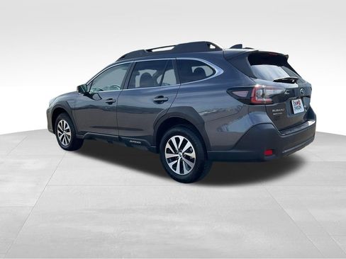 Used 2025 Subaru Outback Premium w/ Popular Package #1A AWD/4WD image 30
