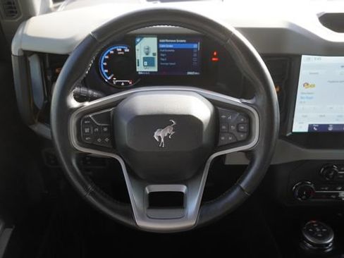 Used 2022 Ford Bronco Badlands AWD/4WD image 16