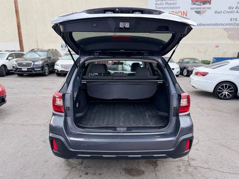 Used 2018 Subaru Outback 2.5i Premium image 28