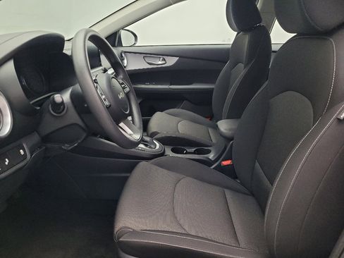 Used 2024 Kia Forte LXS w/ LXS Technology Package image 17