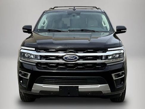 Used 2024 Ford Expedition Limited AWD/4WD image 3