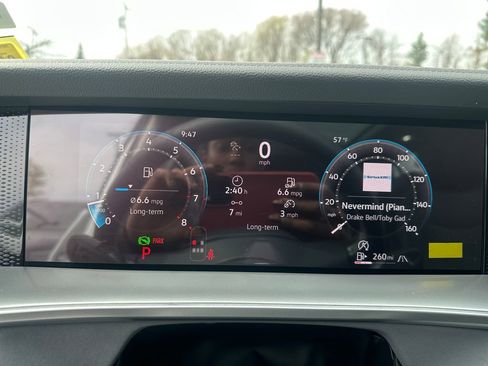 New 2026 Volkswagen Tiguan SE AWD/4WD image 8