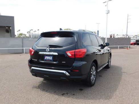 Used 2019 Nissan Pathfinder S AWD/4WD image 9