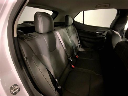 Used 2025 Buick Encore GX Preferred FWD image 23