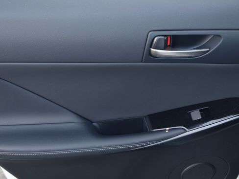 Used 2023 Lexus IS 300 w/ Comfort Package image 34