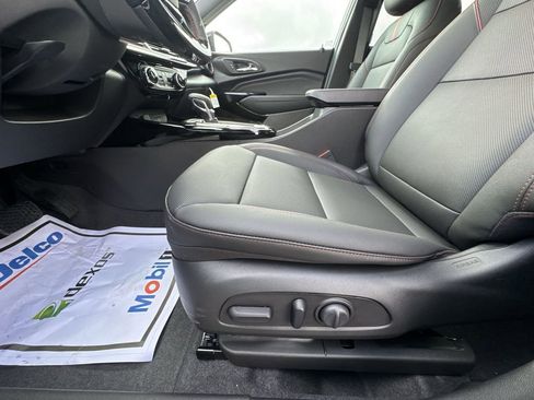New 2026 Chevrolet Trax RS w/ Sunroof Package FWD image 12