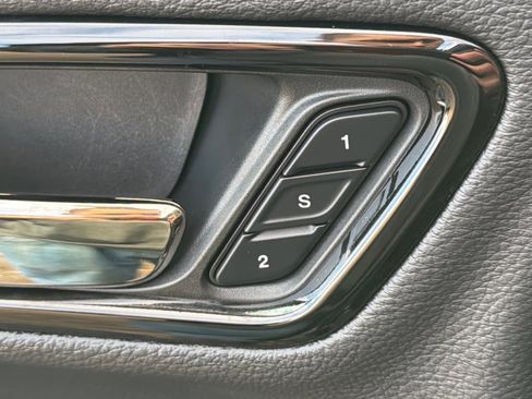 Used 2022 Dodge Durango GT image 21