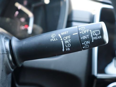 Used 2018 Honda CR-V LX image 24