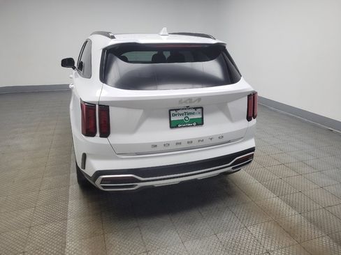 Used 2022 Kia Sorento S w/ Panoramic Sunroof Package FWD image 6