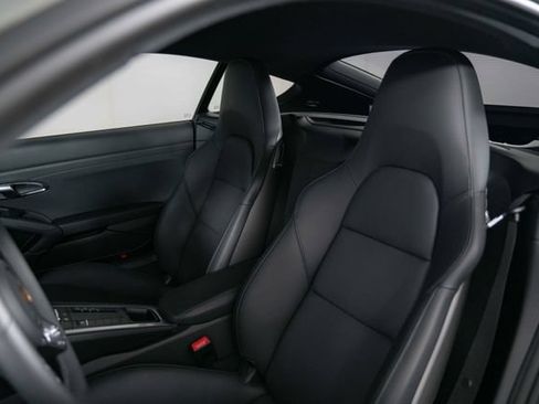 Used 2024 Porsche 718 Cayman S RWD image 15