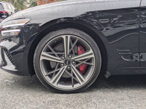 Used 2024 Genesis G70 3.3T Advanced image 10