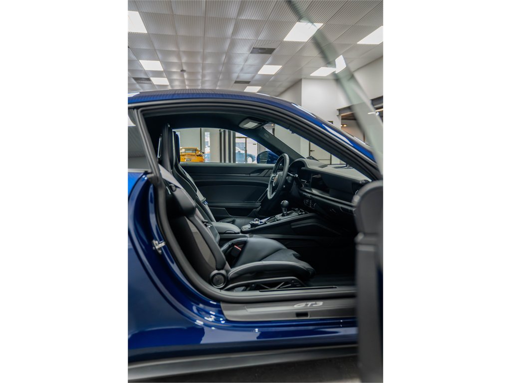 Used 2026 Porsche 911 GT3 RWD image 27