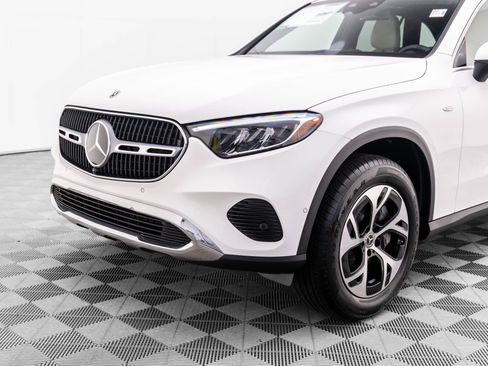 New 2025 Mercedes-Benz GLC 350e 4MATIC image 34