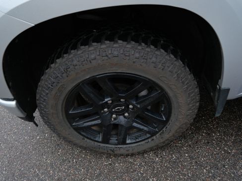 Certified 2021 Chevrolet Silverado 1500 Custom w/ Rally Edition AWD/4WD image 16