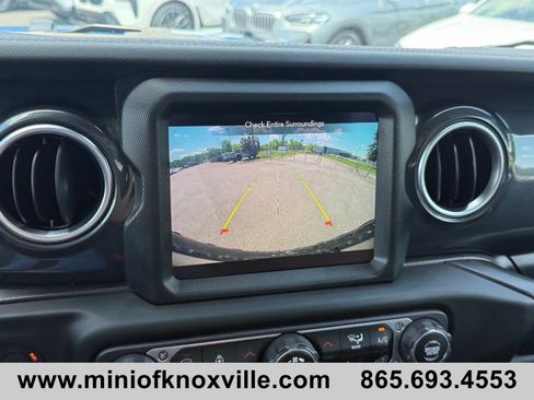 Used 2023 Jeep Wrangler Unlimited Rubicon 392 w/ Dual Top Group AWD/4WD image 29