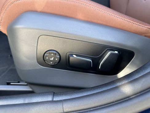 New 2026 BMW 530i 530i w/ M Sport Package image 21