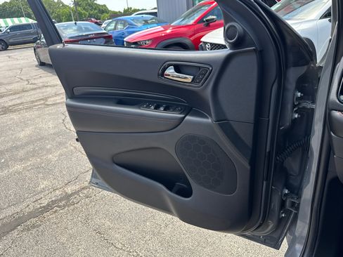 Used 2025 Dodge Durango GT AWD/4WD image 18