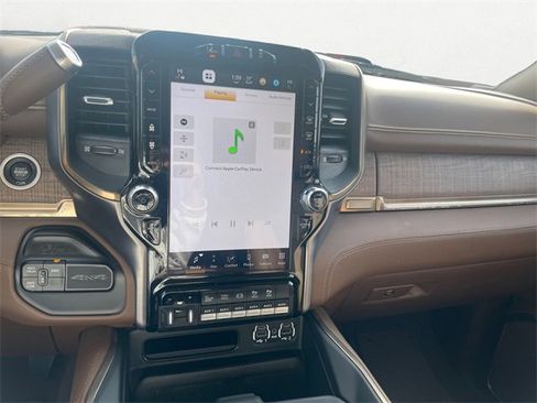 Used 2022 RAM 2500 Limited image 23