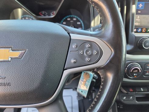 Used 2020 Chevrolet Colorado LT w/ Luxury Package image 27