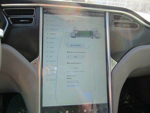 Used 2015 Tesla Model S 85D image 14