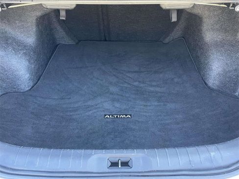 Used 2024 Nissan Altima 2.5 SR image 11