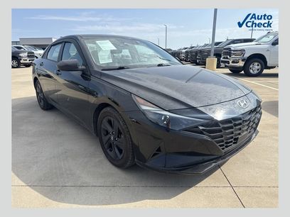 Used 2021 Hyundai Elantra SEL w/ Convenience Package