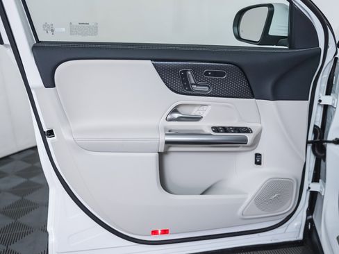 Certified 2026 Mercedes-Benz GLA 250 4MATIC image 21