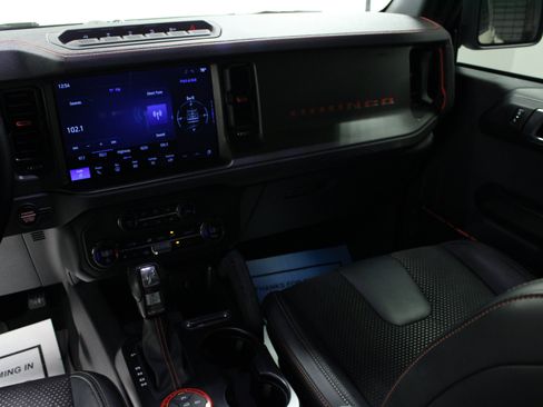 Used 2025 Ford Bronco Raptor AWD/4WD image 19
