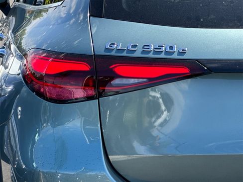 New 2025 Mercedes-Benz GLC 350e 4MATIC image 33