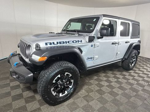 Used 2024 Jeep Wrangler Unlimited Rubicon 4xe AWD/4WD image 8