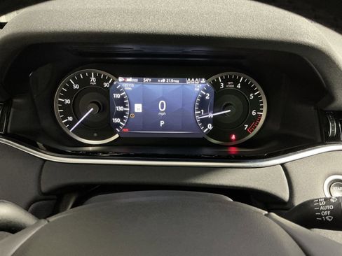 Used 2023 Land Rover Range Rover Evoque SE image 25