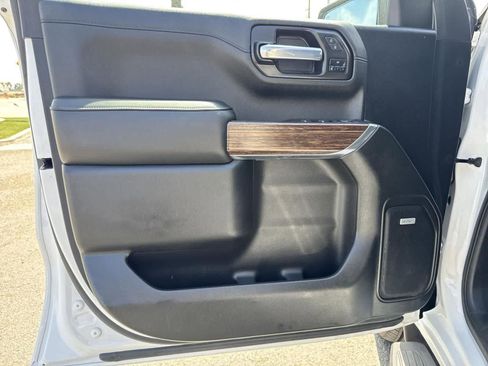 Used 2021 Chevrolet Silverado 1500 High Country w/ Technology Package image 21