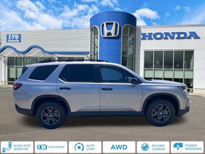New 2025 Honda Pilot TrailSport