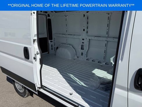 New 2025 RAM ProMaster 1500 w/ Premium Convenience Group FWD image 13