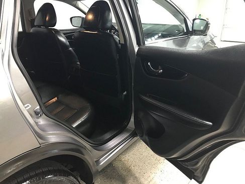 Used 2017 Nissan Rogue Sport SL w/ SL Premium Package AWD/4WD image 18