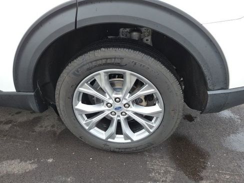 Used 2023 Ford Explorer XLT w/ Equipment Group 202A image 16