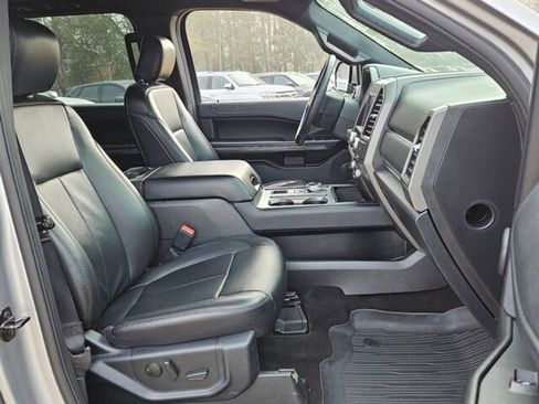 Used 2020 Ford Expedition XLT w/ Equipment Group 202A image 17