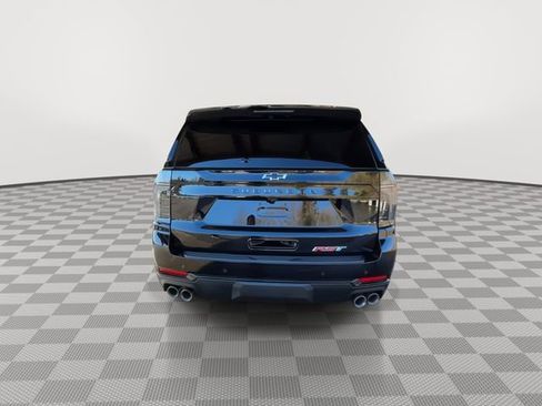 New 2026 Chevrolet Suburban RST image 7