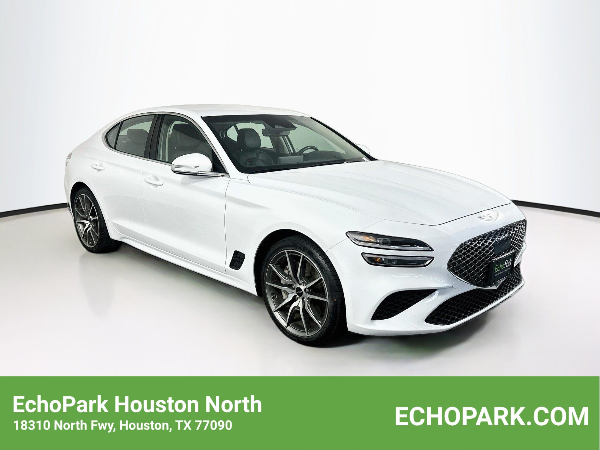Used 2025 Genesis G70 2.5T RWD image 1
