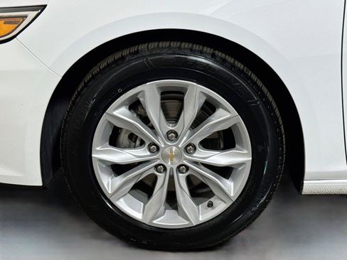 Certified 2025 Chevrolet Malibu LT FWD image 29