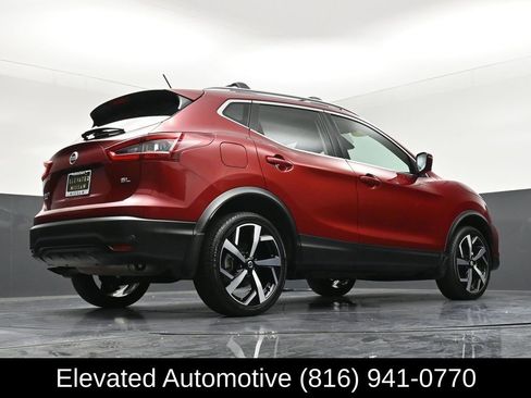 Used 2021 Nissan Rogue Sport SL FWD image 30