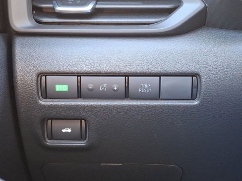 Certified 2025 Nissan Sentra S image 26