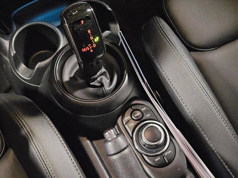 Used 2024 MINI Cooper S image 12