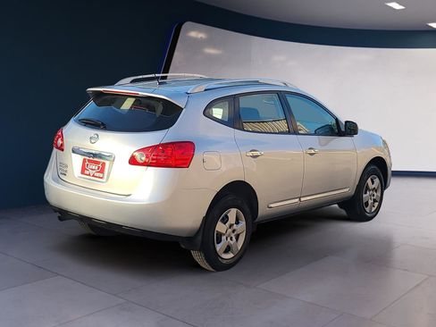 Used 2014 Nissan Rogue S w/ Convenience Package FWD image 5