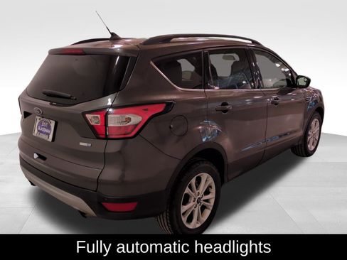 Used 2018 Ford Escape SEL image 4