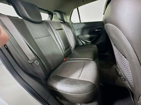 Used 2016 Chevrolet Trax LT w/ LT Sun and Sound Package image 27