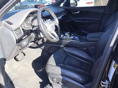 Used 2017 Audi Q7 3.0T Premium Plus