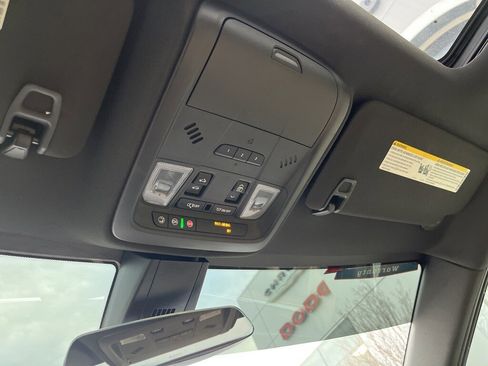 Used 2019 Cadillac XT5 Luxury image 12