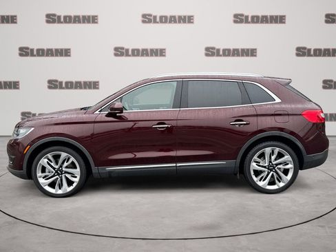 Used 2018 Lincoln MKX Reserve w/ Luxury Package image 2