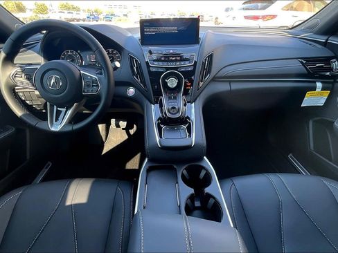 New 2025 Acura RDX SH-AWD image 7